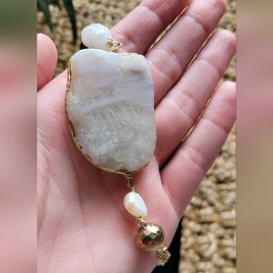 Nakamol Thailand Oversized Wire Wrapped Agate Slice Multi Strand Gold Necklace